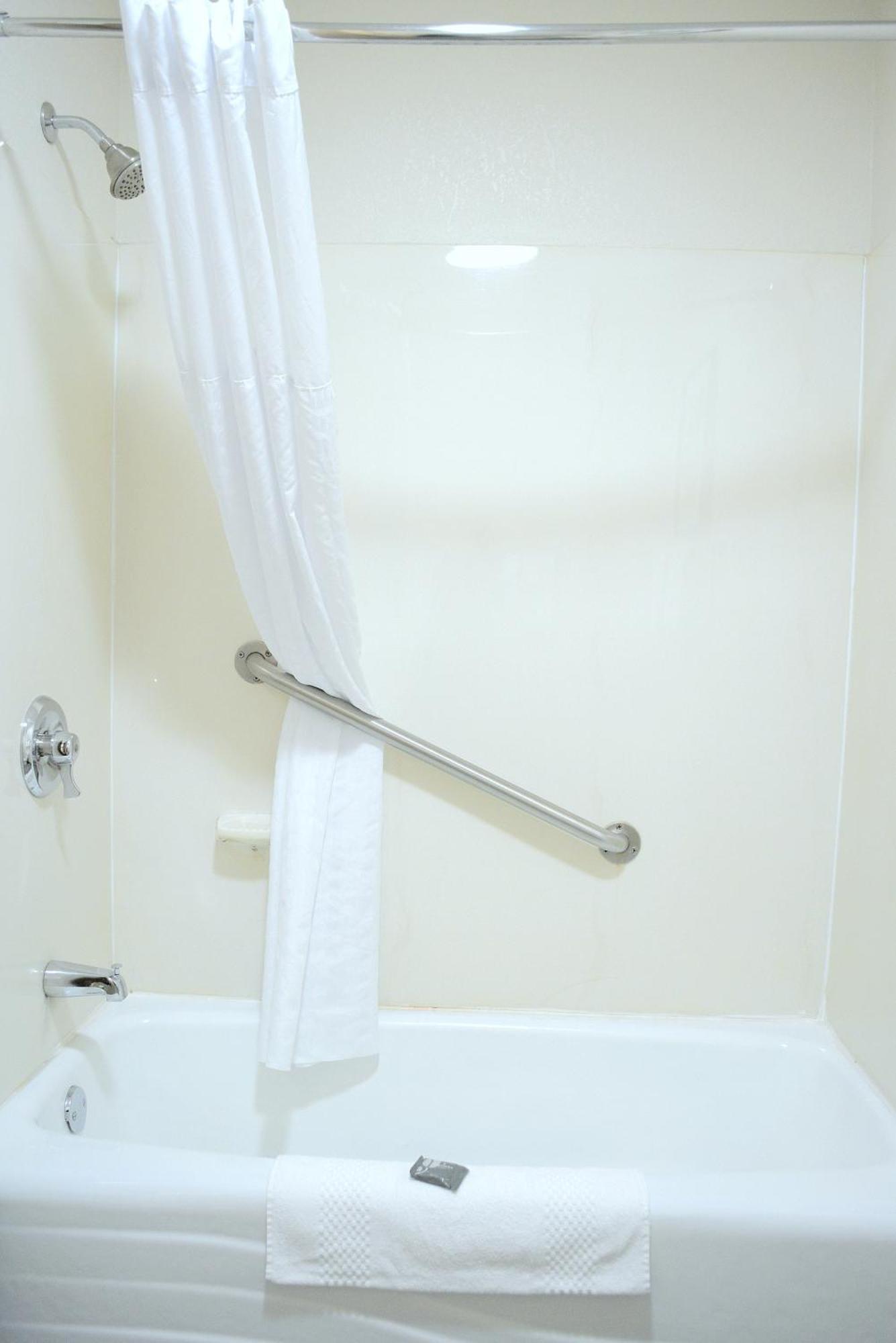 Country Inn & Suites By Radisson, Port Clinton, Oh Extérieur photo